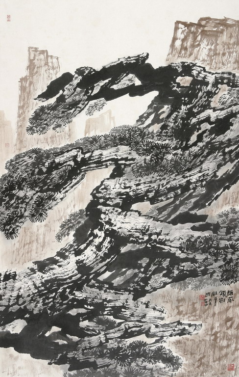 雄风铁树傲千山